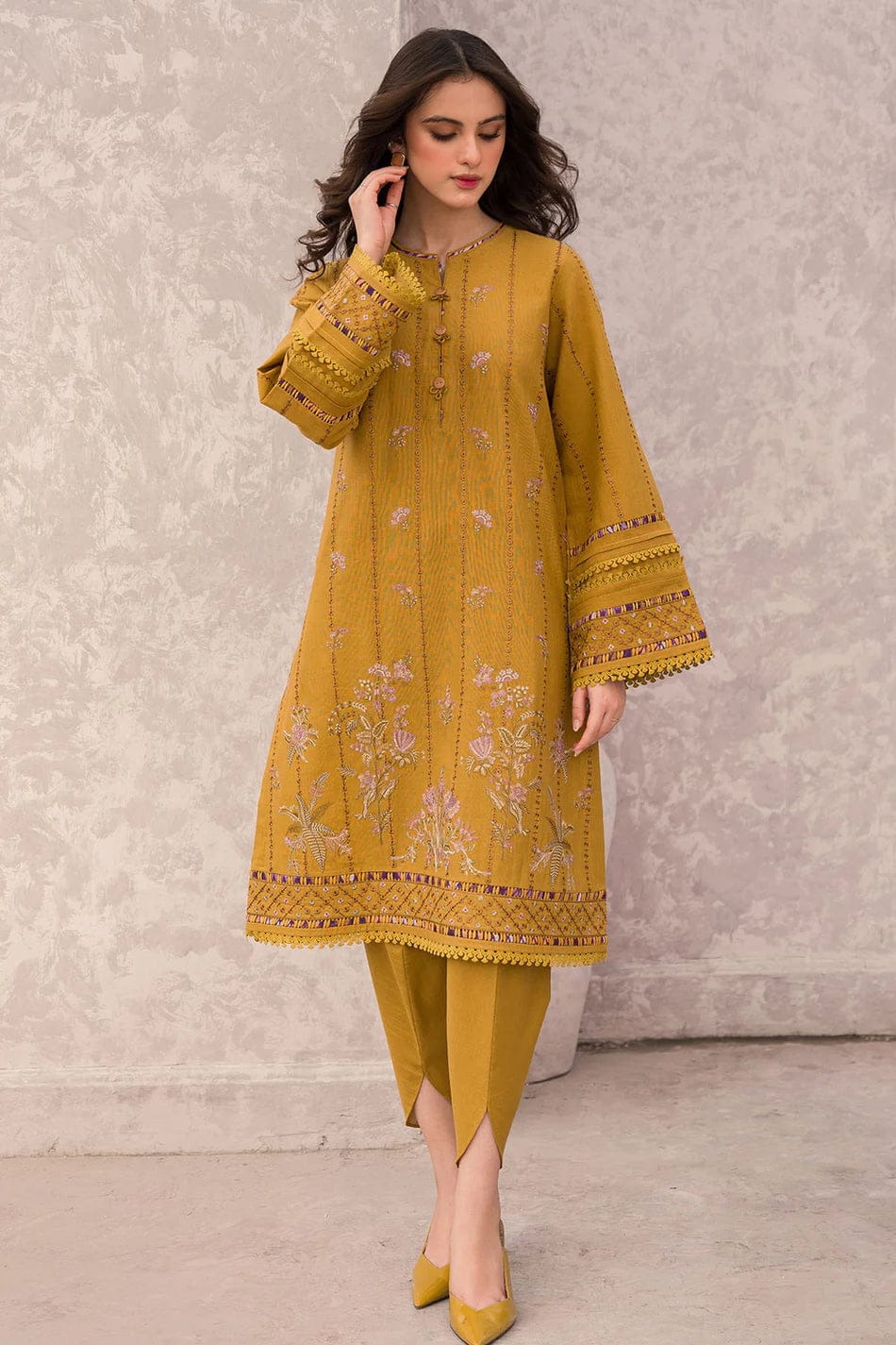 Sapphire Mustard