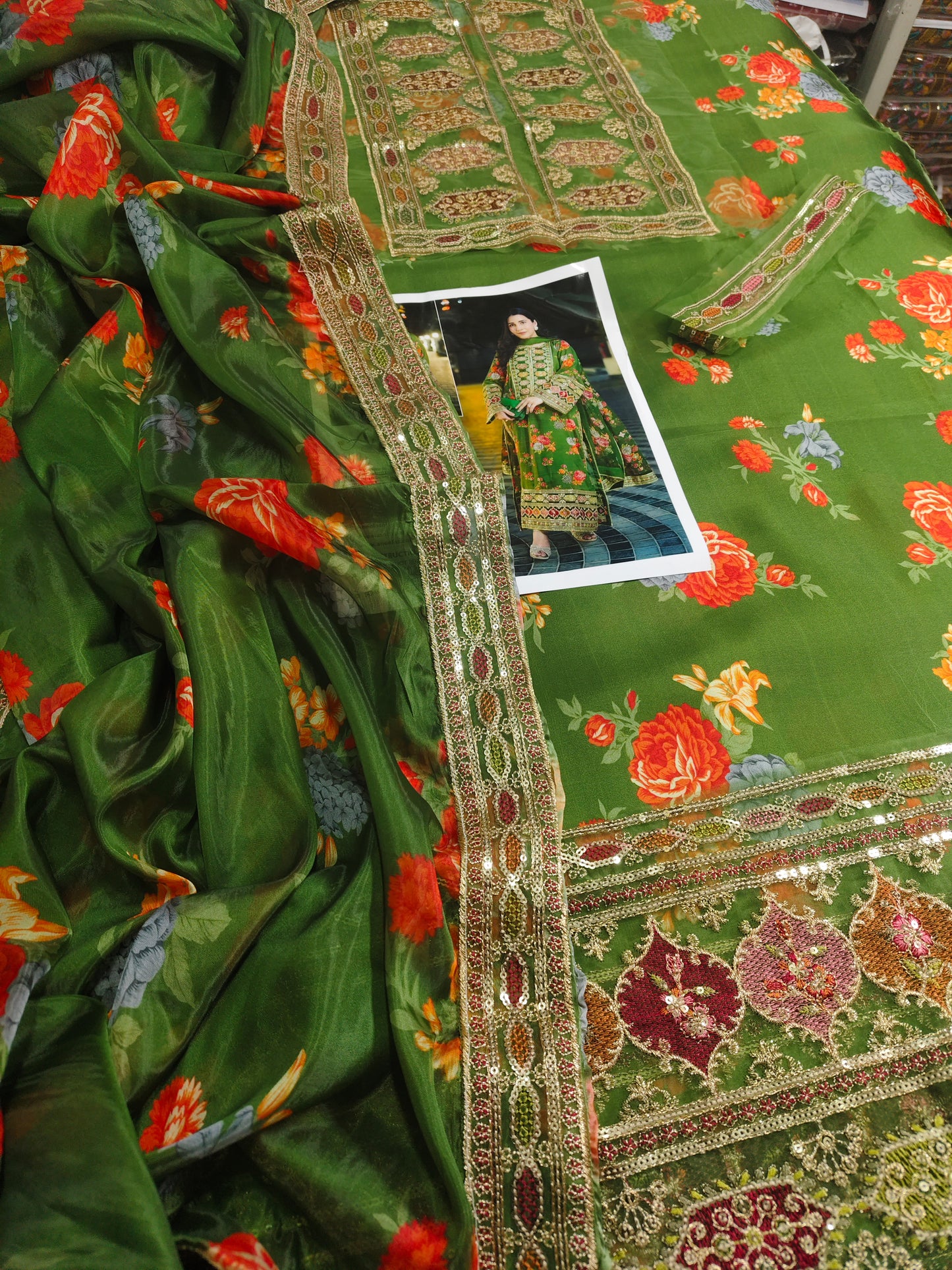 Aneela's silk Mehndi